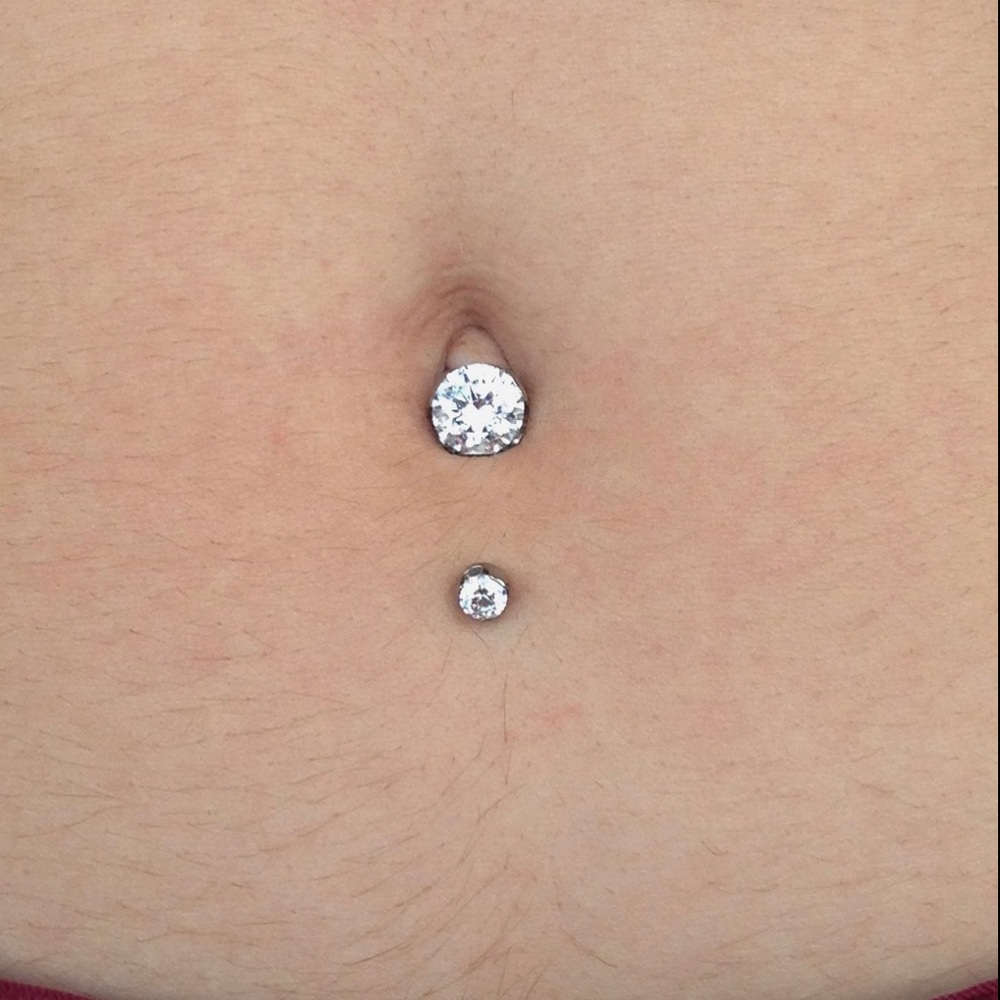 Professional Grade Navel Curve hypoallergenic